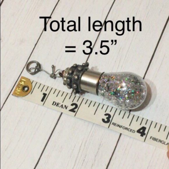 Metal & Glitter 3.5” Lightbulb Pendant & Chain - Picture 8 of 8
